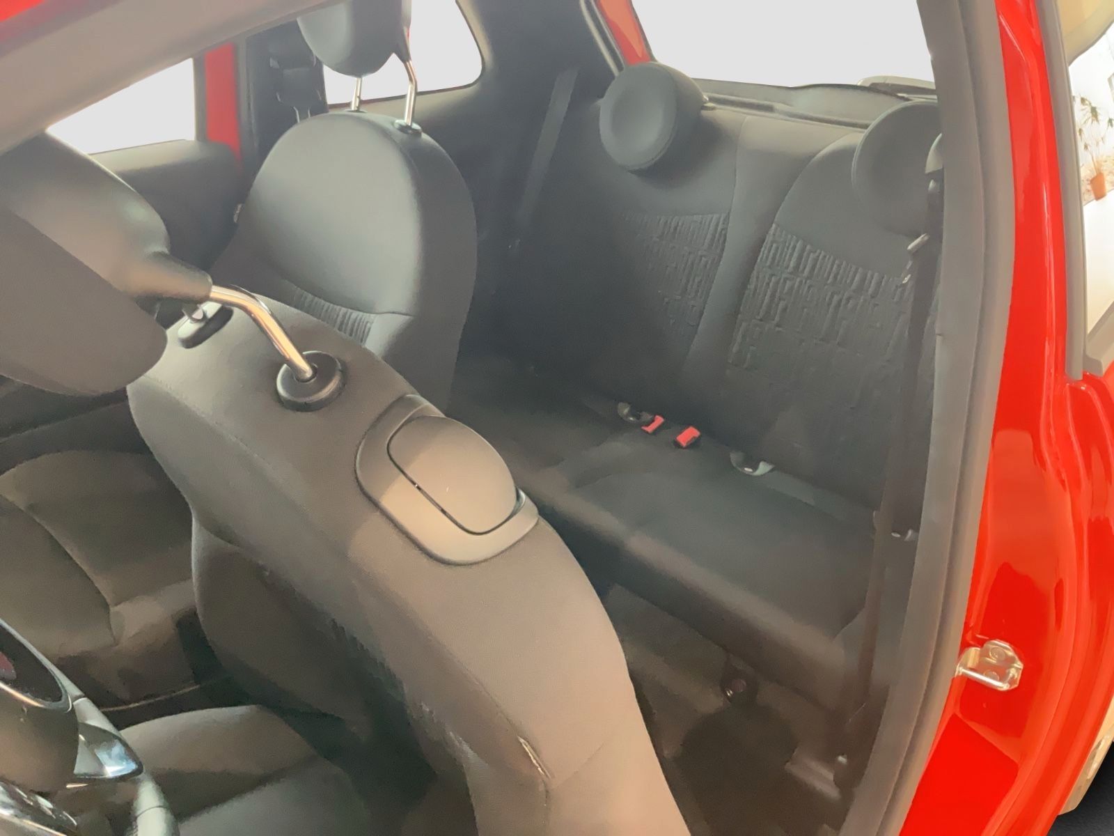 Fahrzeugabbildung Fiat 500 1.0 Hybrid