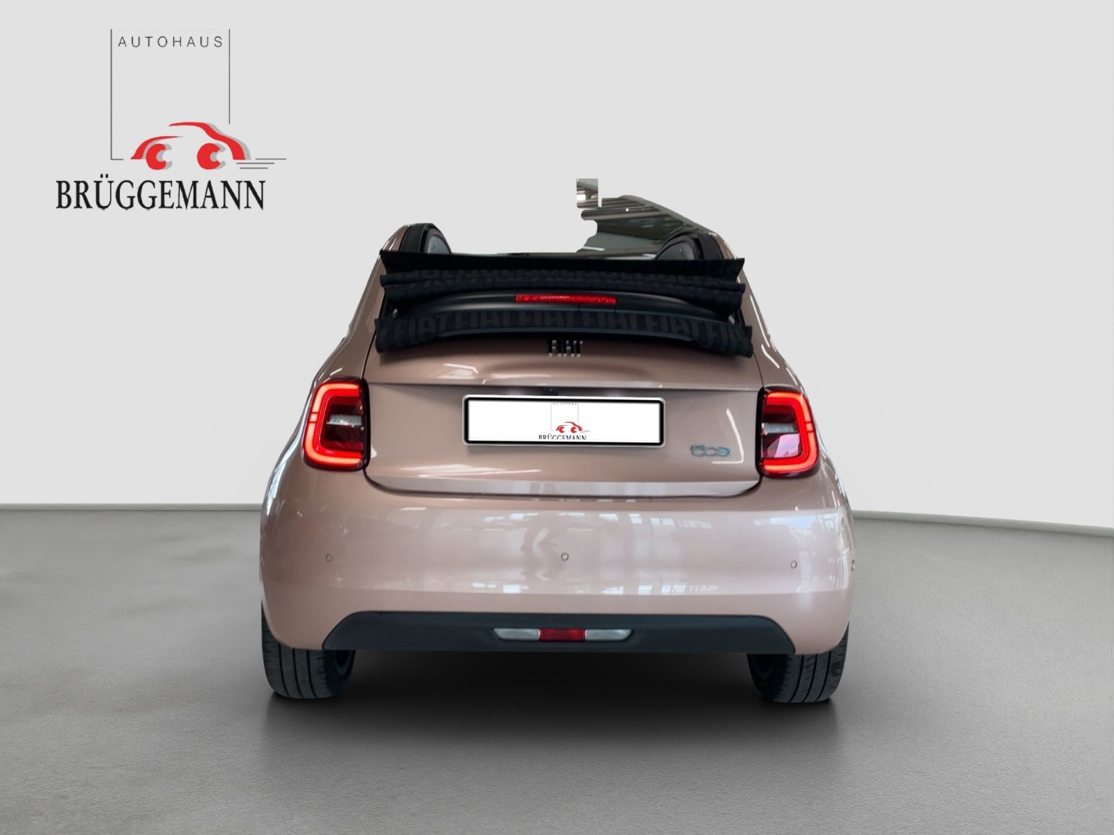 Fahrzeugabbildung Fiat 500e Cabriolet La Prima