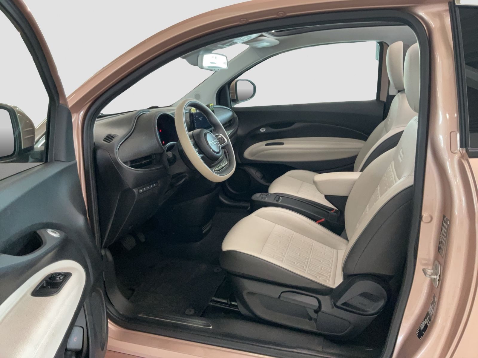 Fahrzeugabbildung Fiat 500e Cabriolet La Prima