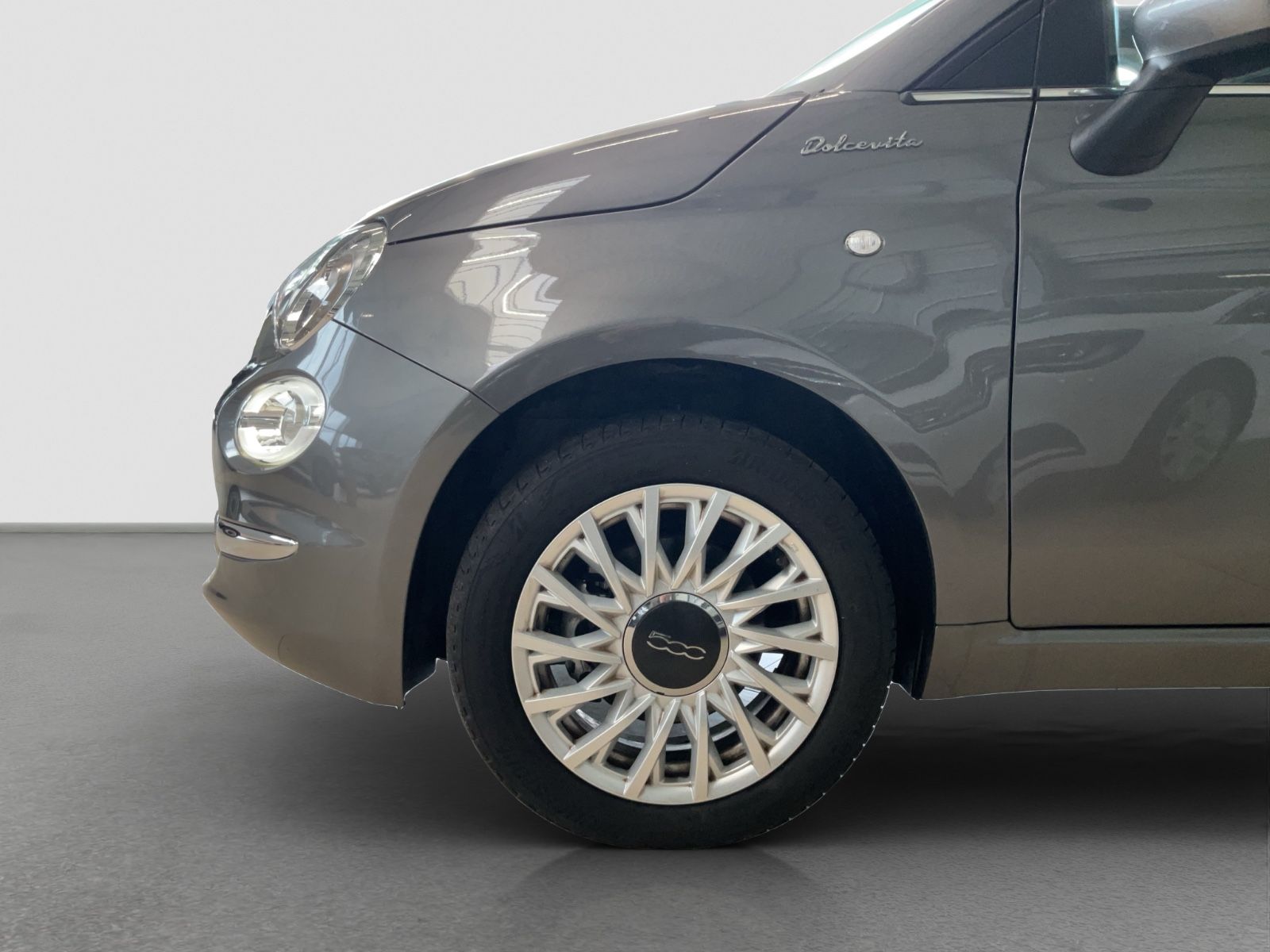 Fahrzeugabbildung Fiat 500C 1.0 Hybrid DOLCEVITA