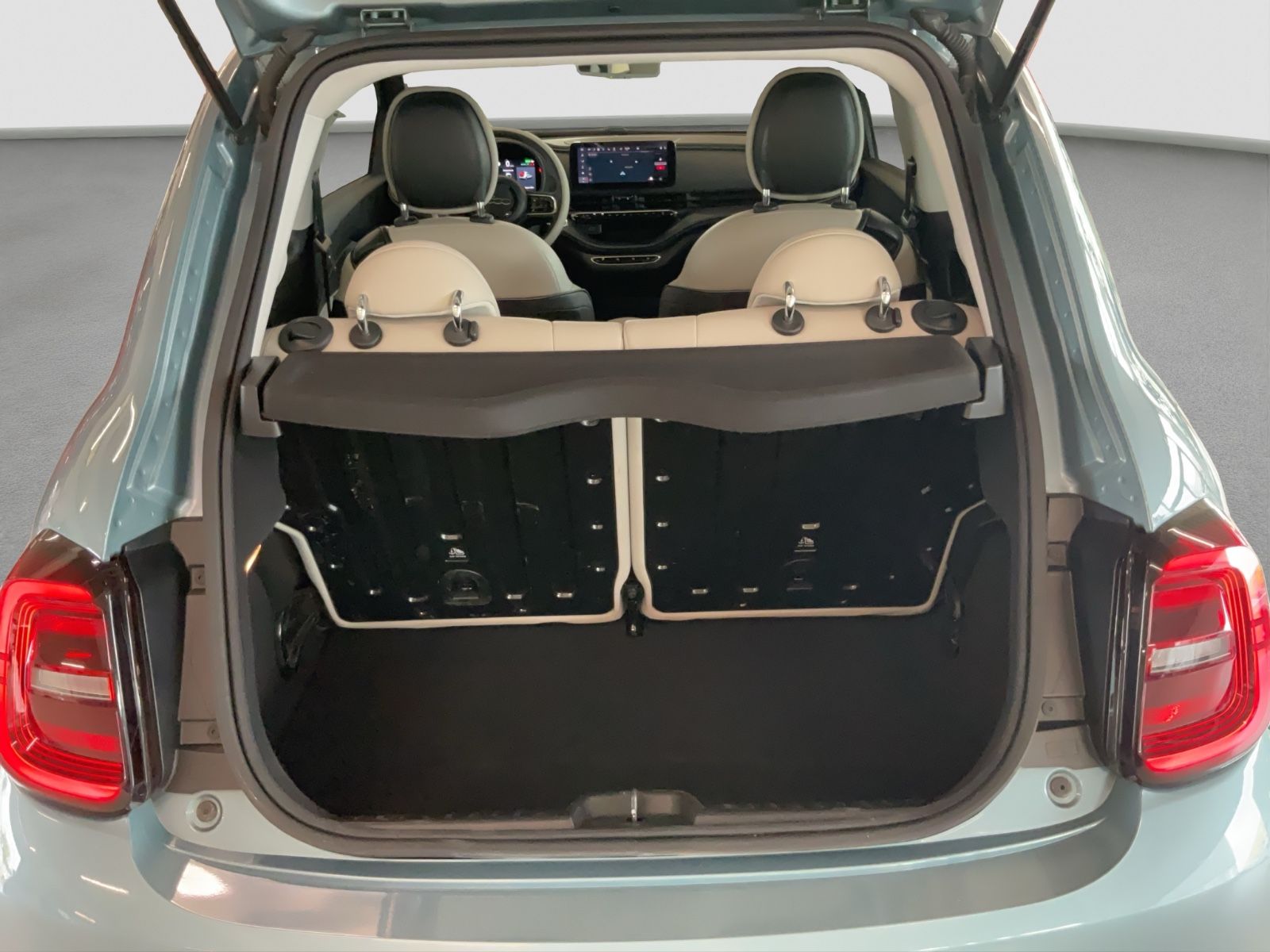 Fahrzeugabbildung Fiat 500e 3+1 La Prima