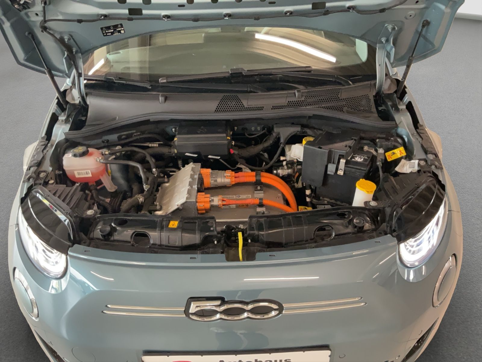 Fahrzeugabbildung Fiat 500e 3+1 La Prima