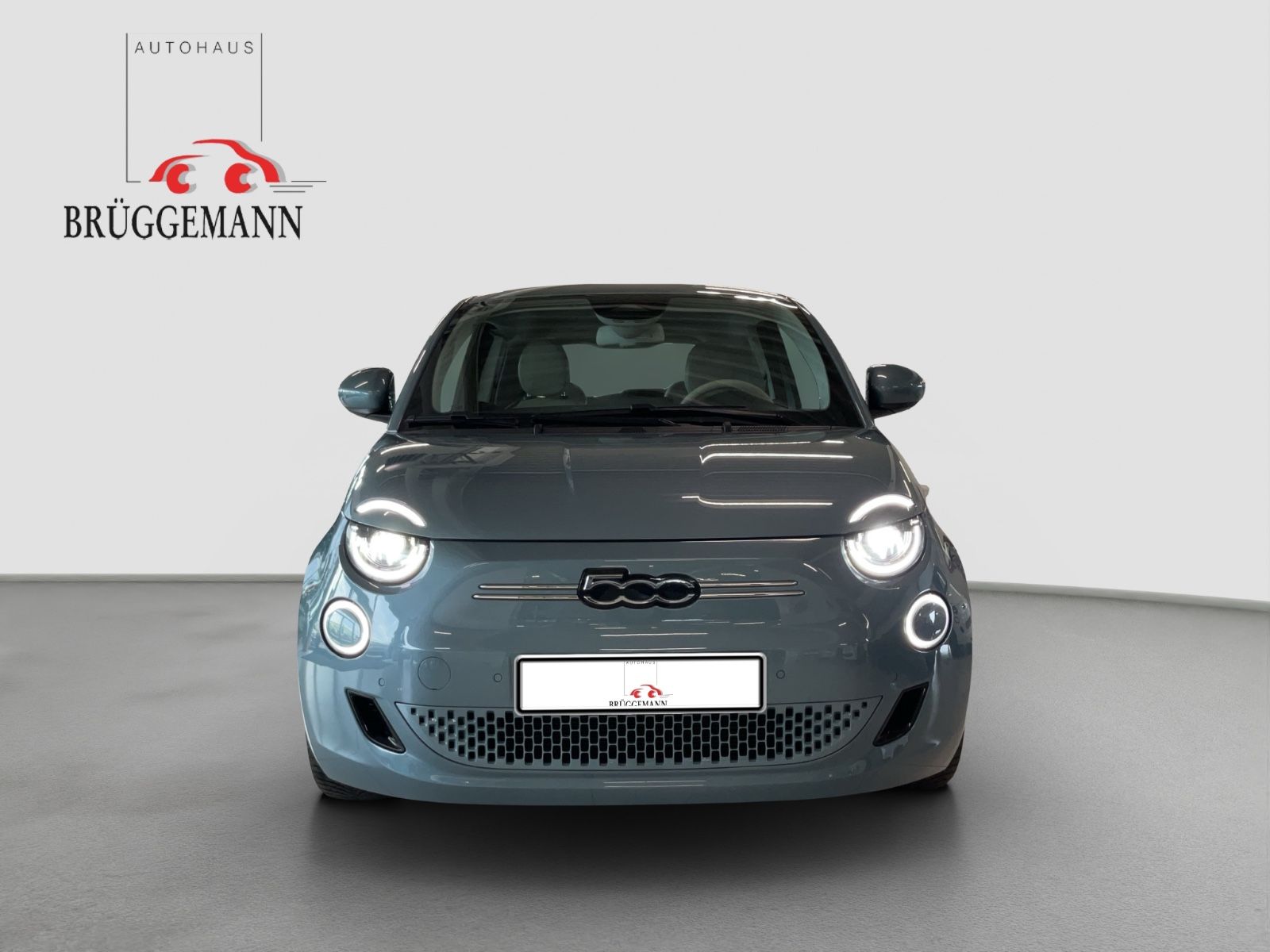 Fahrzeugabbildung Fiat 500e 3+1 La Prima