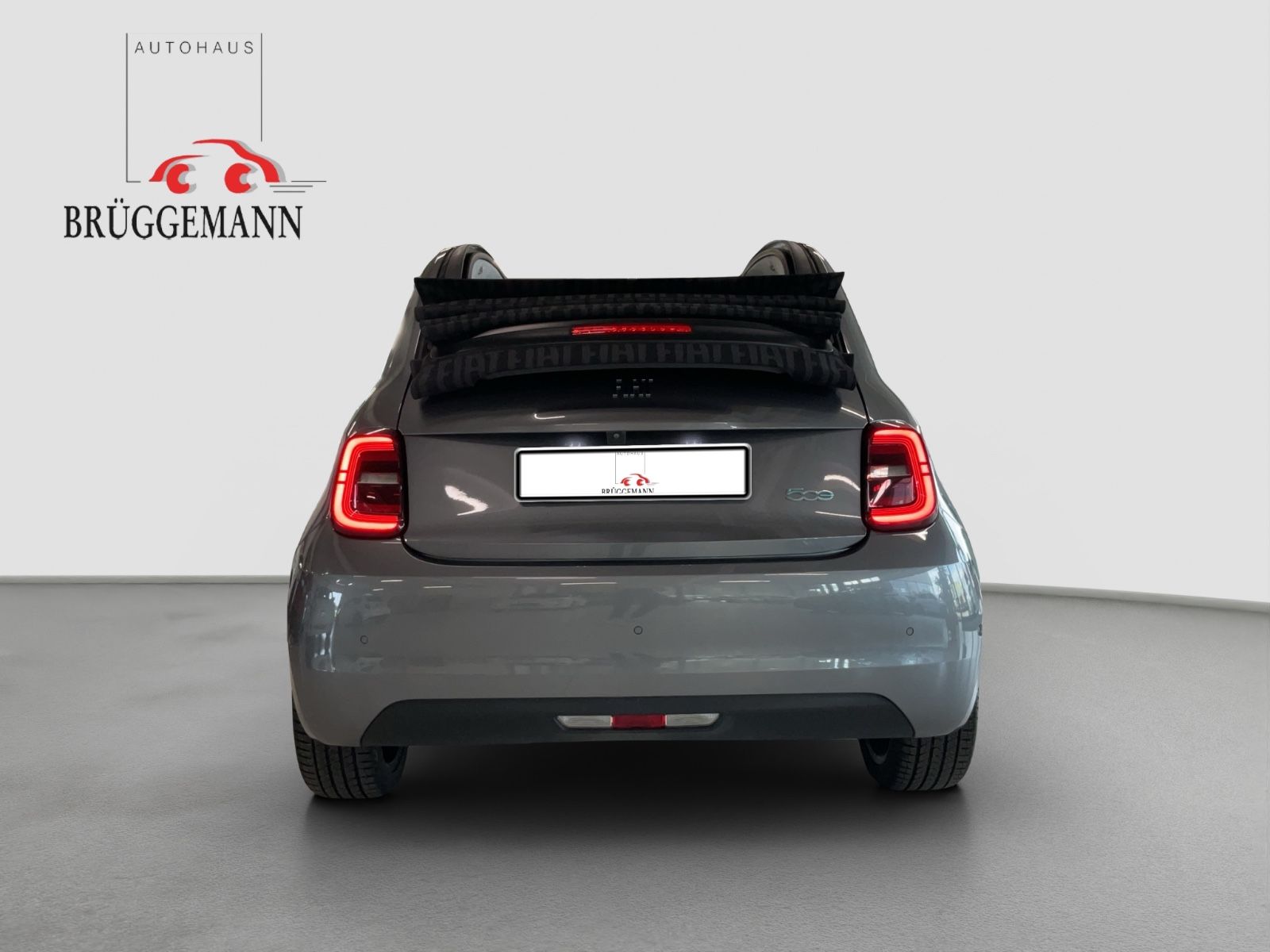 Fahrzeugabbildung Fiat 500e Cabriolet La Prima