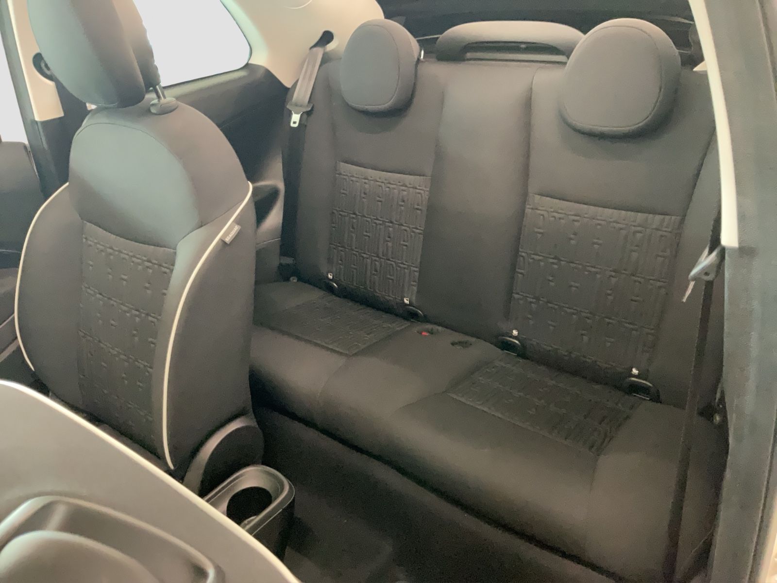 Fahrzeugabbildung Fiat 500e Cabrio 42 kWh + Stylepaket