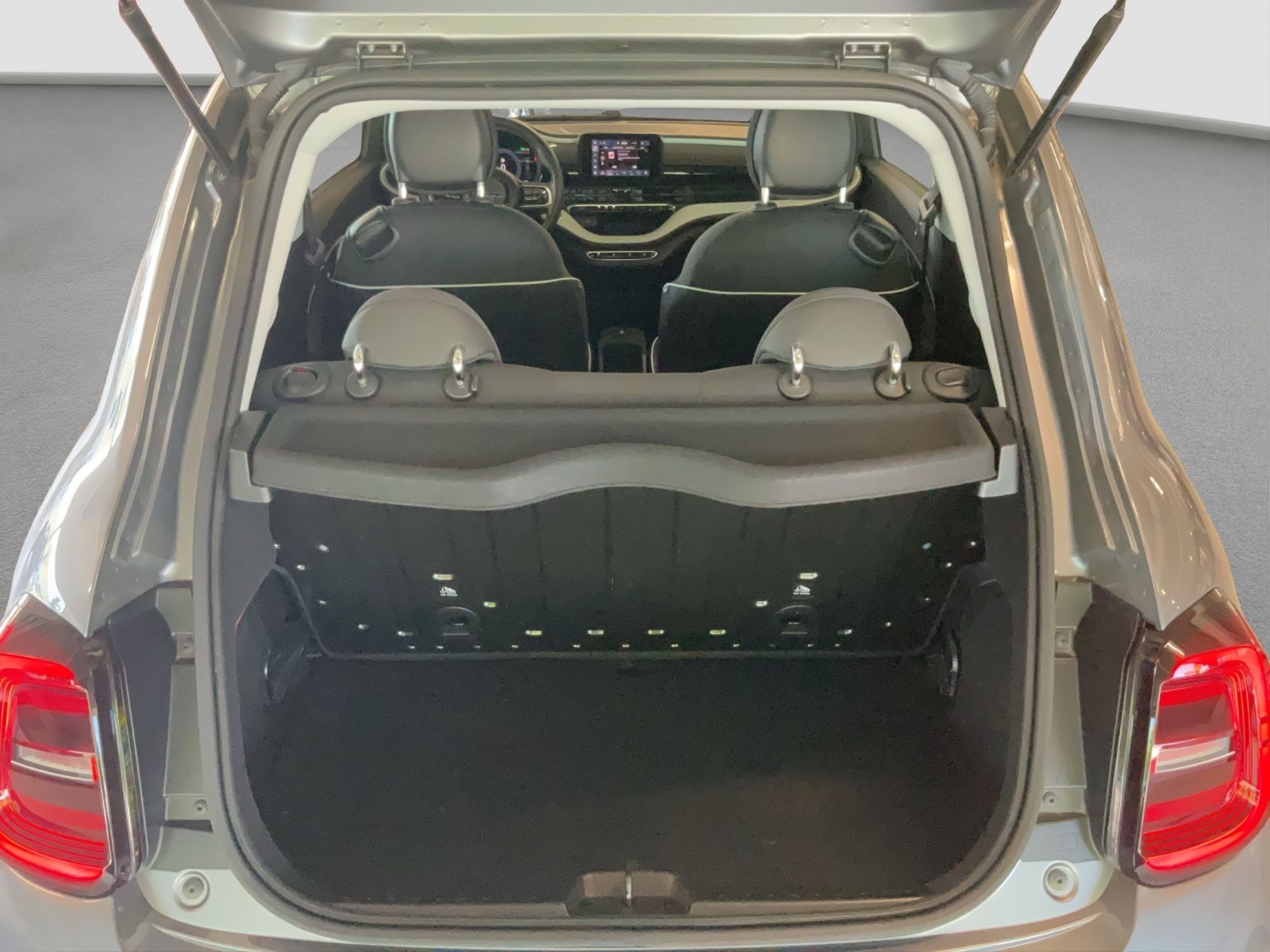 Fahrzeugabbildung Fiat 500e Action Radio + Winter Paket