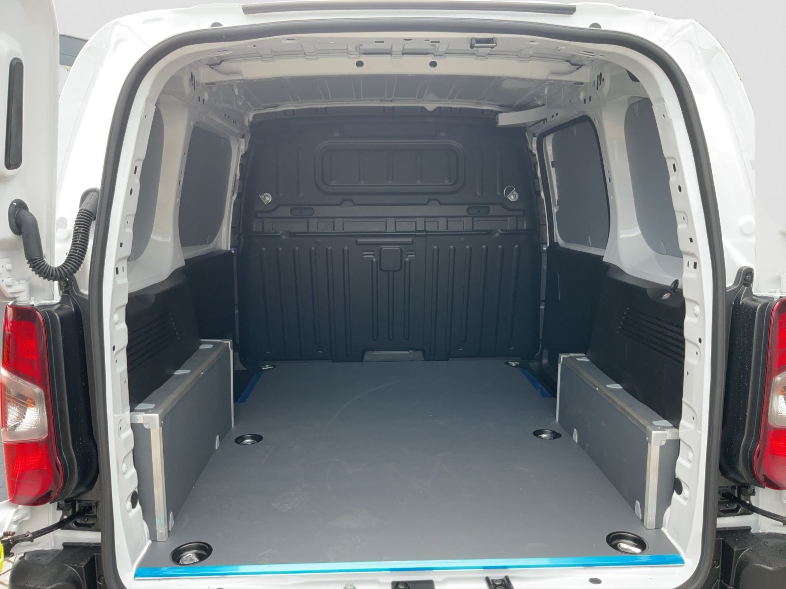 Fahrzeugabbildung Fiat Doblo L1 KaWa 1.5 101 PS MT + Allwetter,Kamera