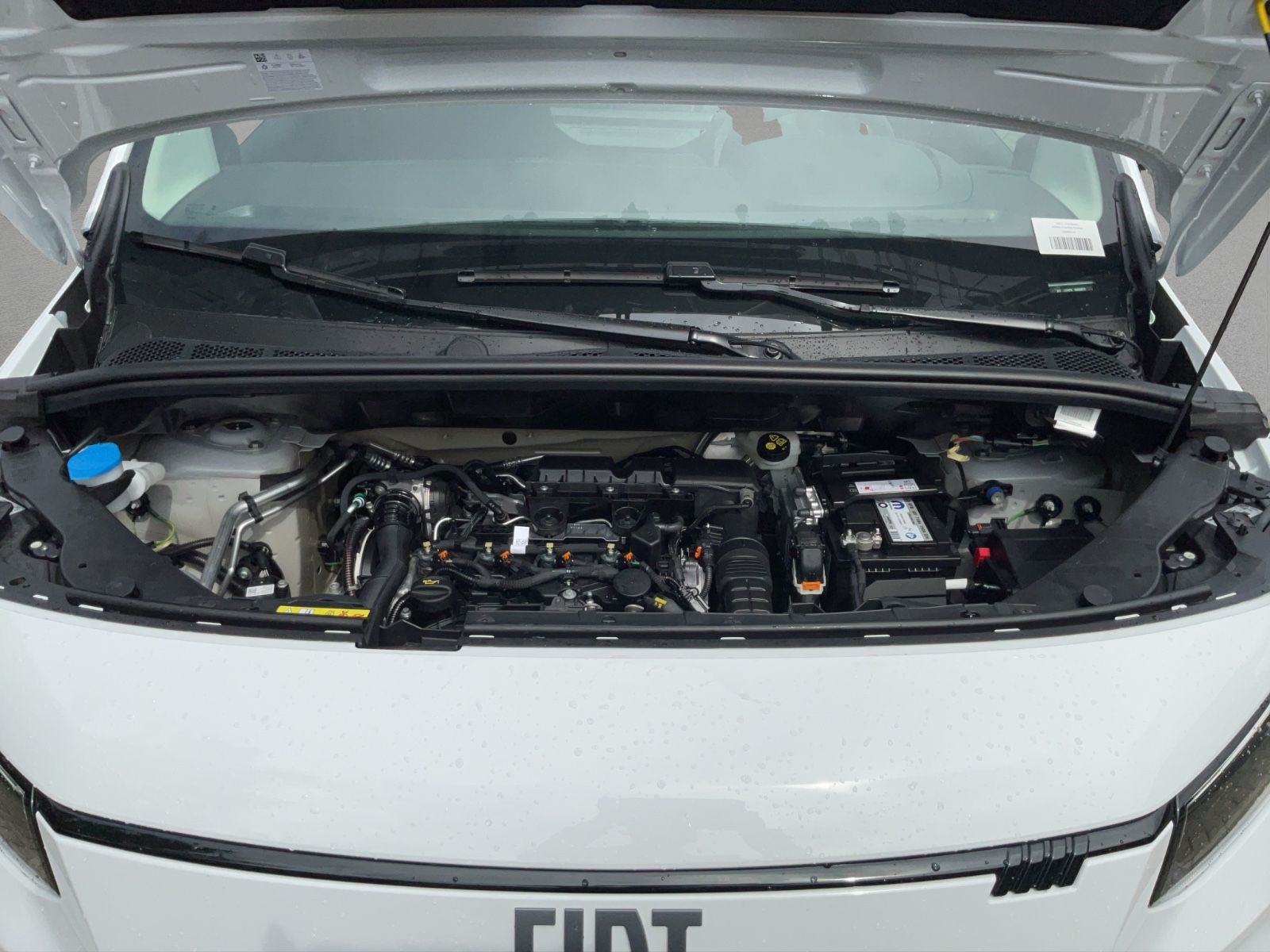 Fahrzeugabbildung Fiat Doblo L1 KaWa 1.5 101 PS MT + Allwetter,Kamera