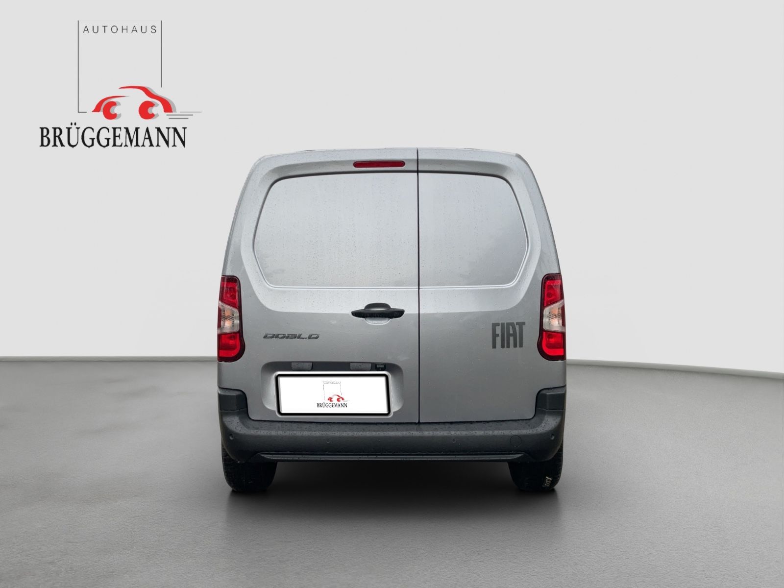 Fahrzeugabbildung Fiat Doblo L1 KaWa 1.5 101 PS MT + Allwetter,Kamera