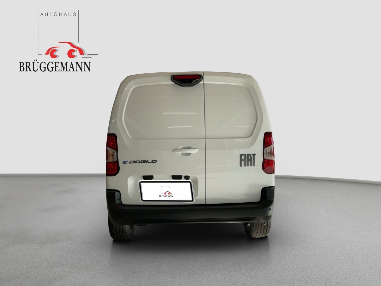 Fahrzeugabbildung Fiat E- Doblò L1 100 KW 50kWh Kamera 10 Zoll Radio
