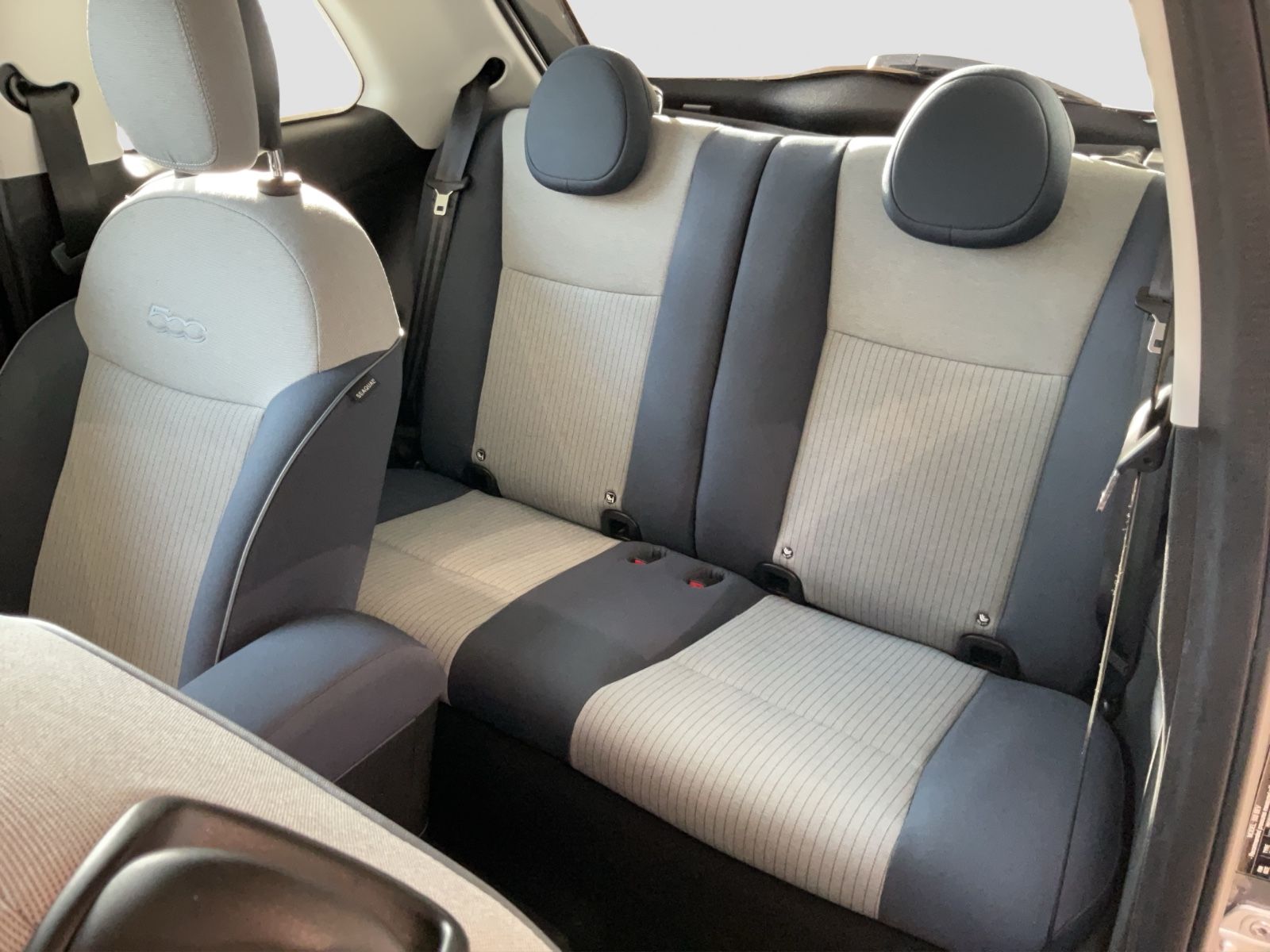 Fahrzeugabbildung Fiat 500e Icon 42 kWh