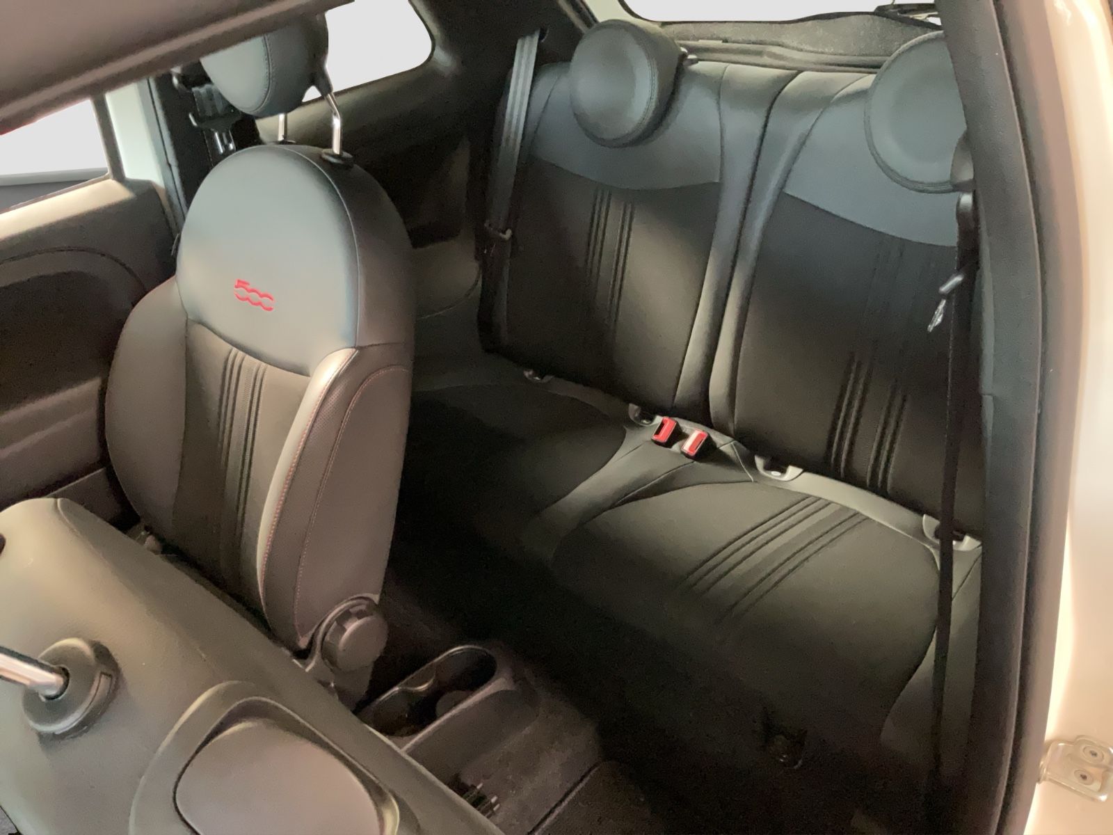 Fahrzeugabbildung Fiat 500 Sport + Schiebedach
