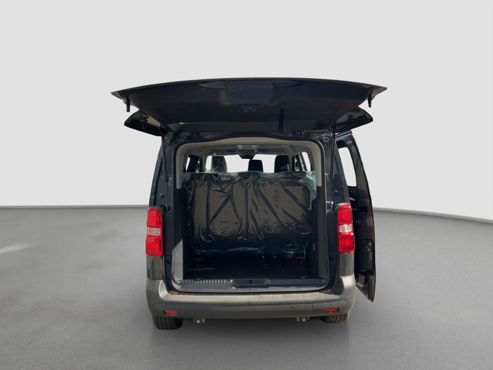 Fahrzeugabbildung Fiat Kombi L2 Automatik 9 Sitzer Navi Klima