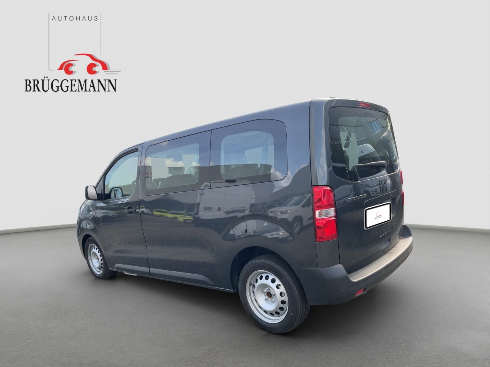 Fahrzeugabbildung Fiat Kombi L2 Automatik 9 Sitzer Navi Klima