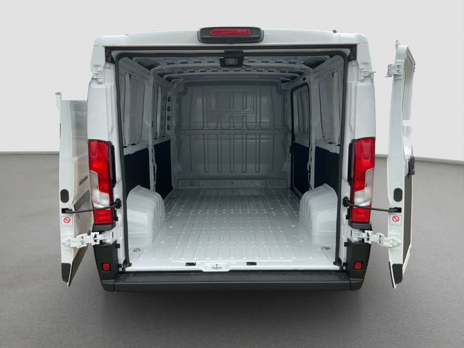Fahrzeugabbildung Fiat Ducato 30 L2H1 120MJ Kamera Klima