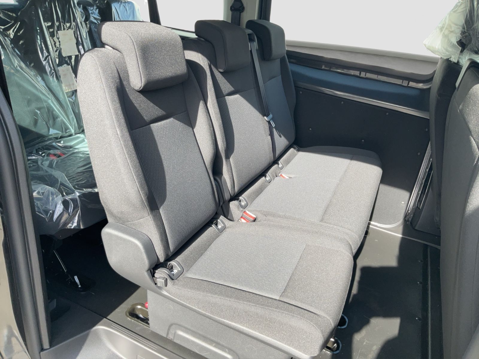 Fahrzeugabbildung Fiat Ulysse Scudo Kombi L2 Automatik 9 Sitzer Navi