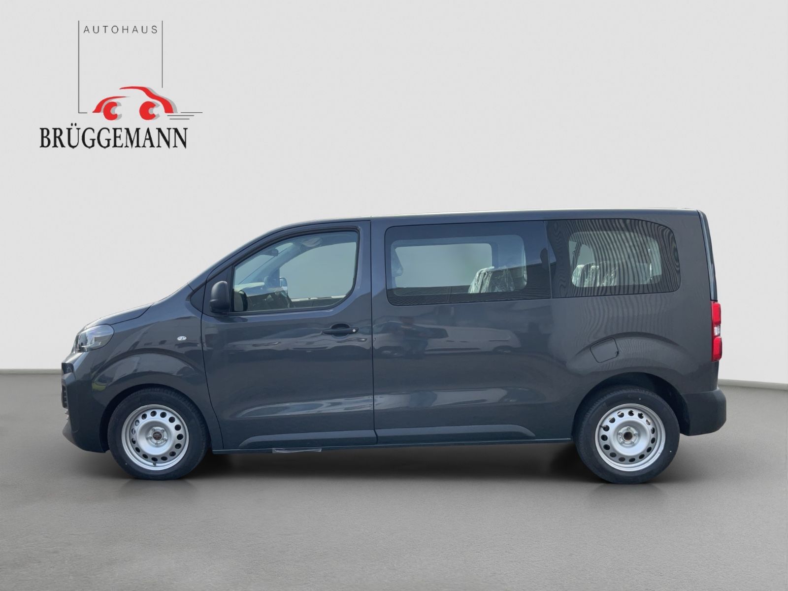 Fahrzeugabbildung Fiat Ulysse Scudo Kombi L2 Automatik 9 Sitzer Navi