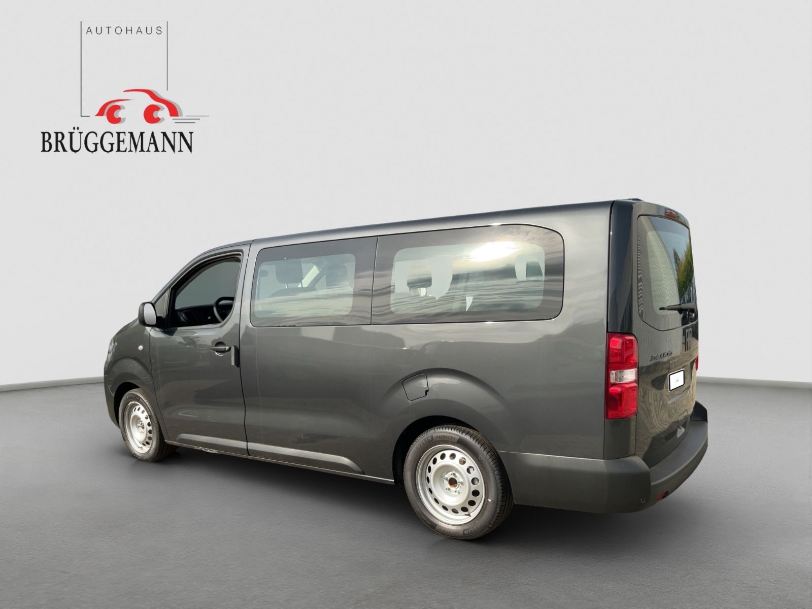 Fahrzeugabbildung Fiat Kombi L3 Automatik 9 Sitzer Navi Klima