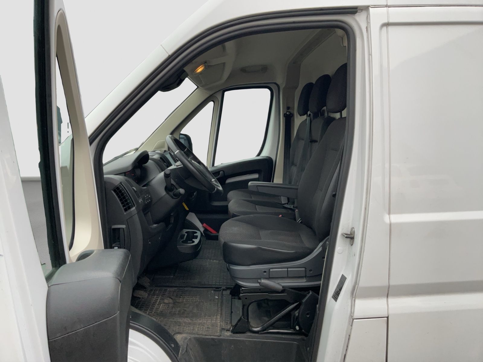 Fahrzeugabbildung Fiat Ducato L2H2 140 MJ Klima Navi Kamera