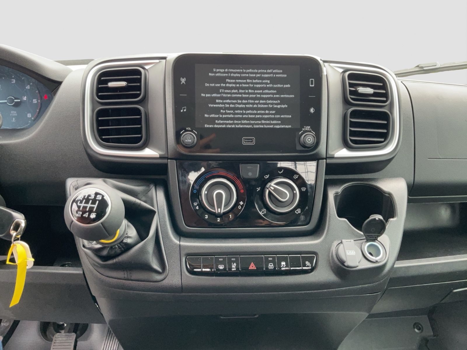 Fahrzeugabbildung Fiat Ducato 35 L3 140MJ Maxi 3-Seitenkipper
