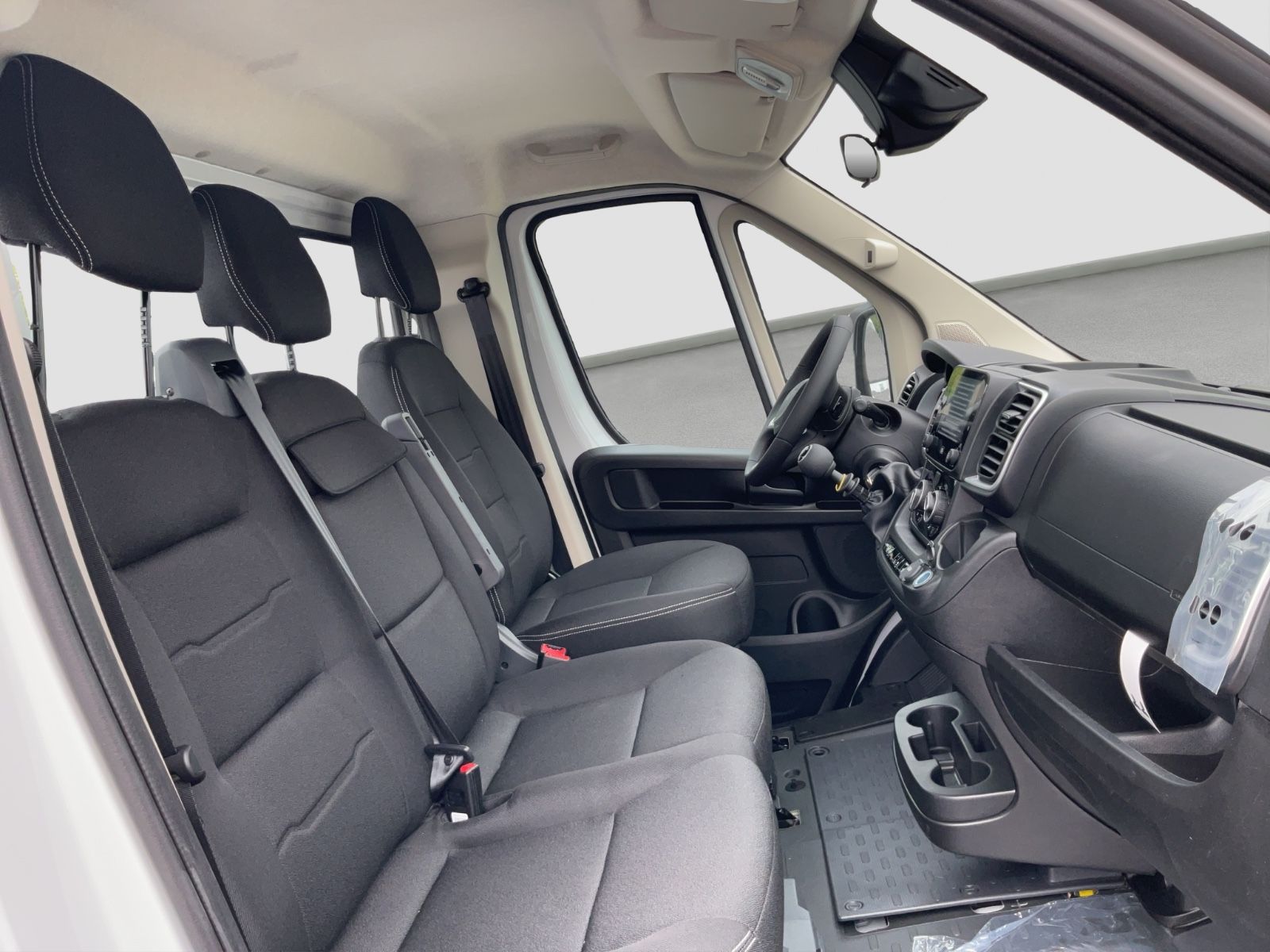 Fahrzeugabbildung Fiat Ducato 35 L3 140MJ Maxi 3-Seitenkipper