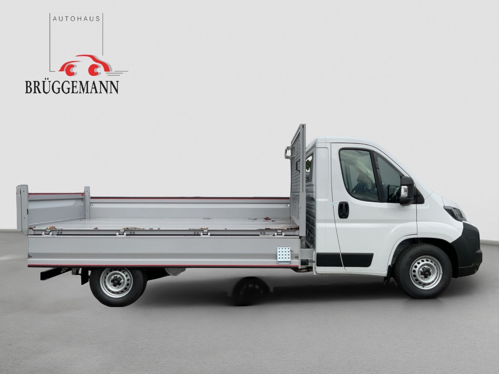 Fahrzeugabbildung Fiat Ducato 35 L3 140MJ Maxi 3-Seitenkipper