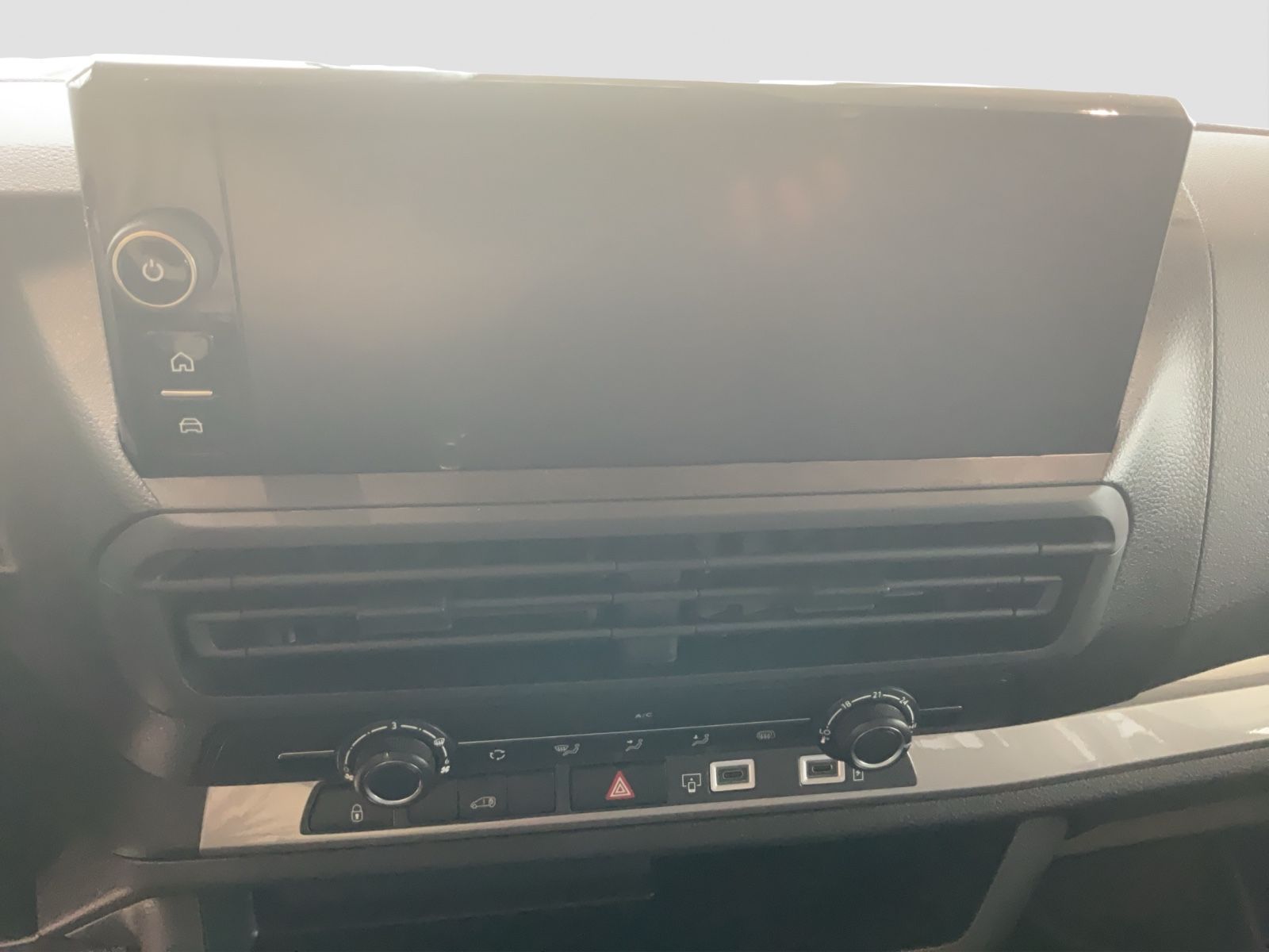 Fahrzeugabbildung Fiat Scudo XL 145 MJ Automatik Navi Kamera Tempomat