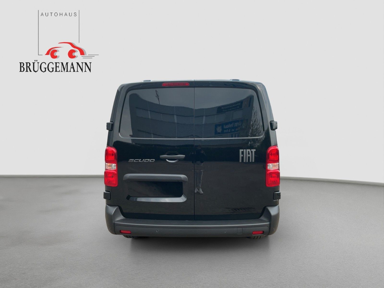 Fahrzeugabbildung Fiat Scudo XL 145 MJ Automatik Navi Kamera Tempomat