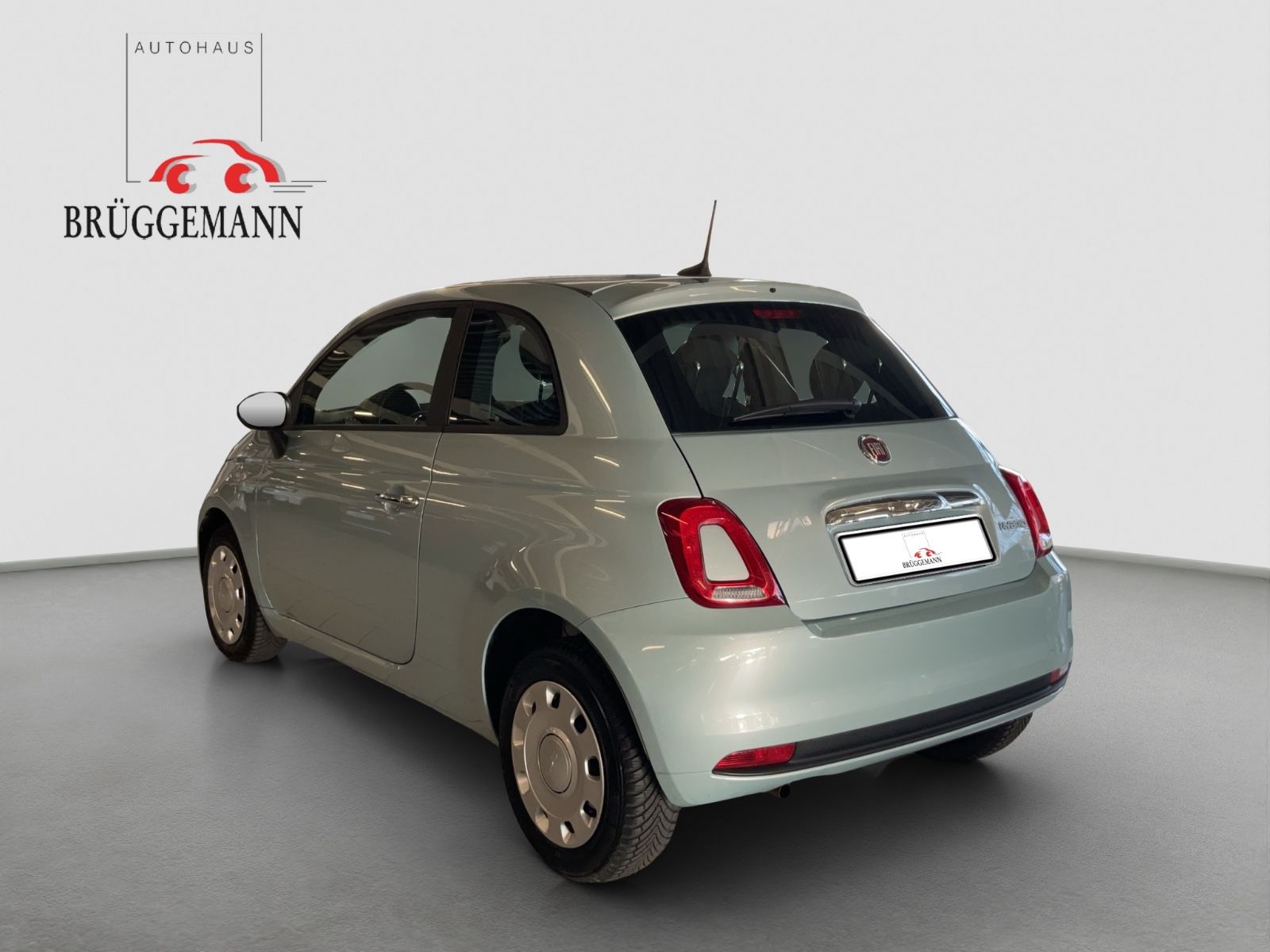 Fahrzeugabbildung Fiat 500 1.0 Hybrid + Ganzjahresreifen