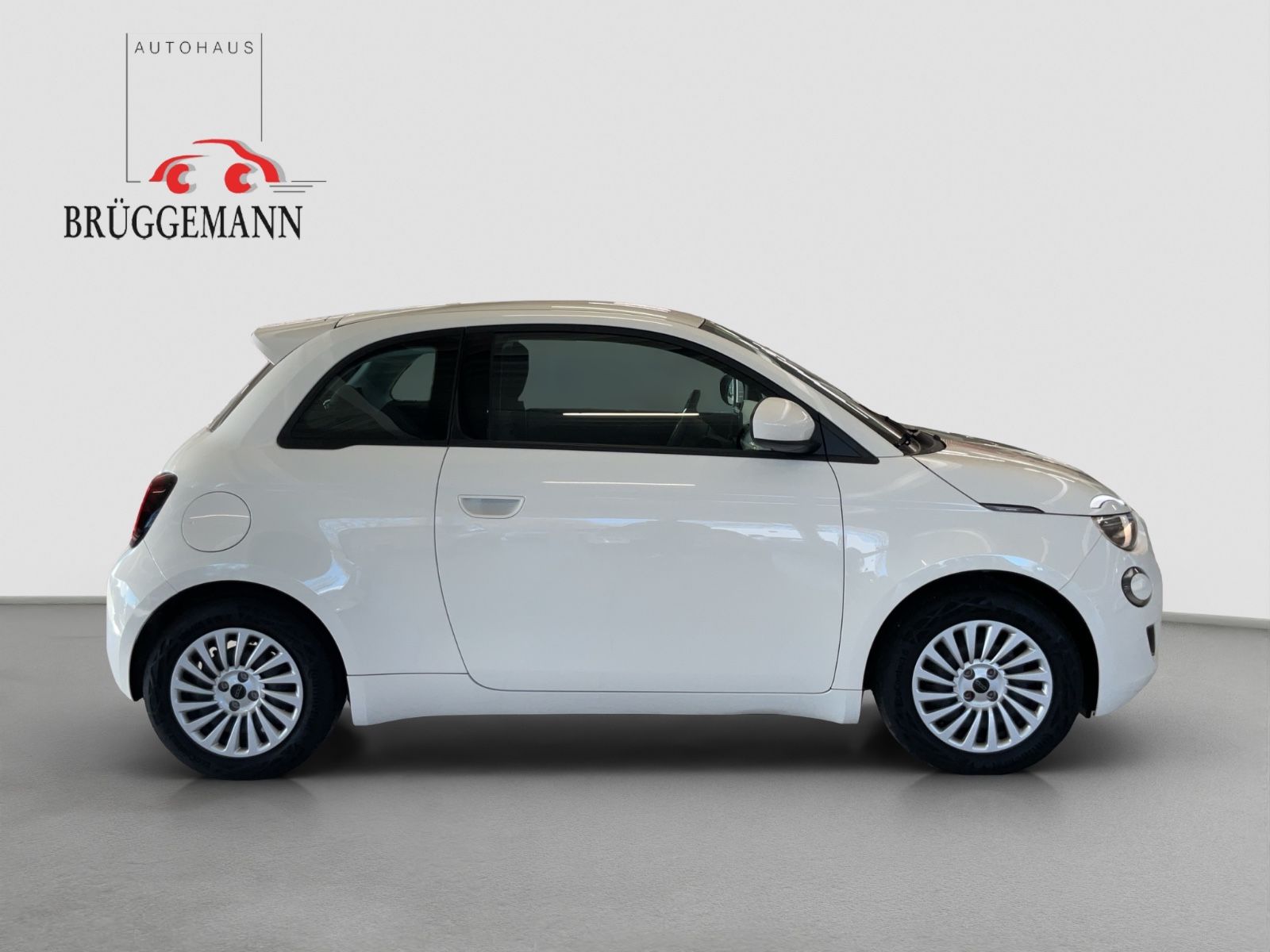 Fahrzeugabbildung Fiat 500e