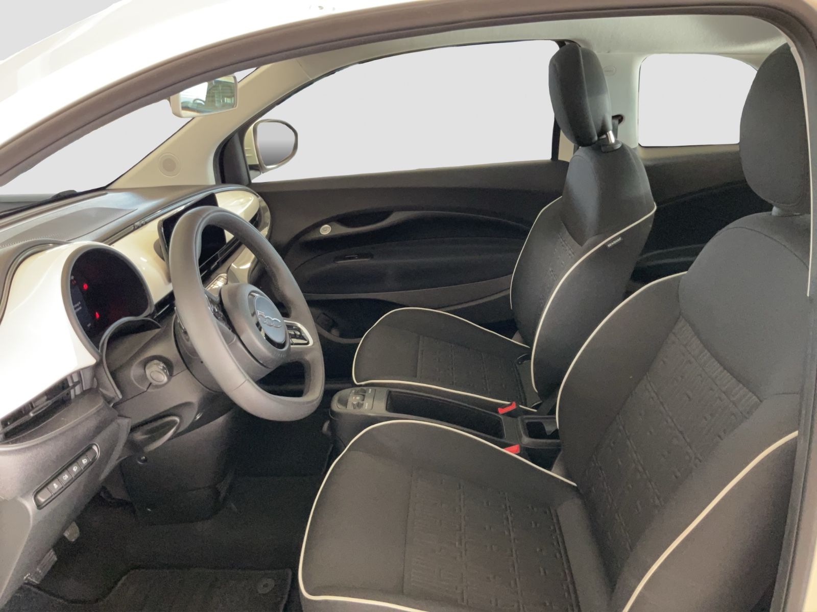 Fahrzeugabbildung Fiat 500e
