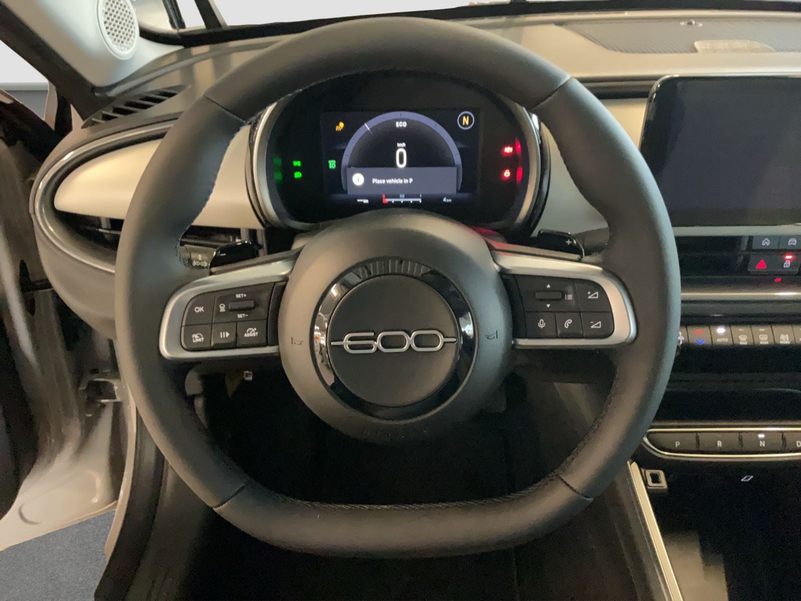 Fahrzeugabbildung Fiat 600 Hybrid LA PRIMA