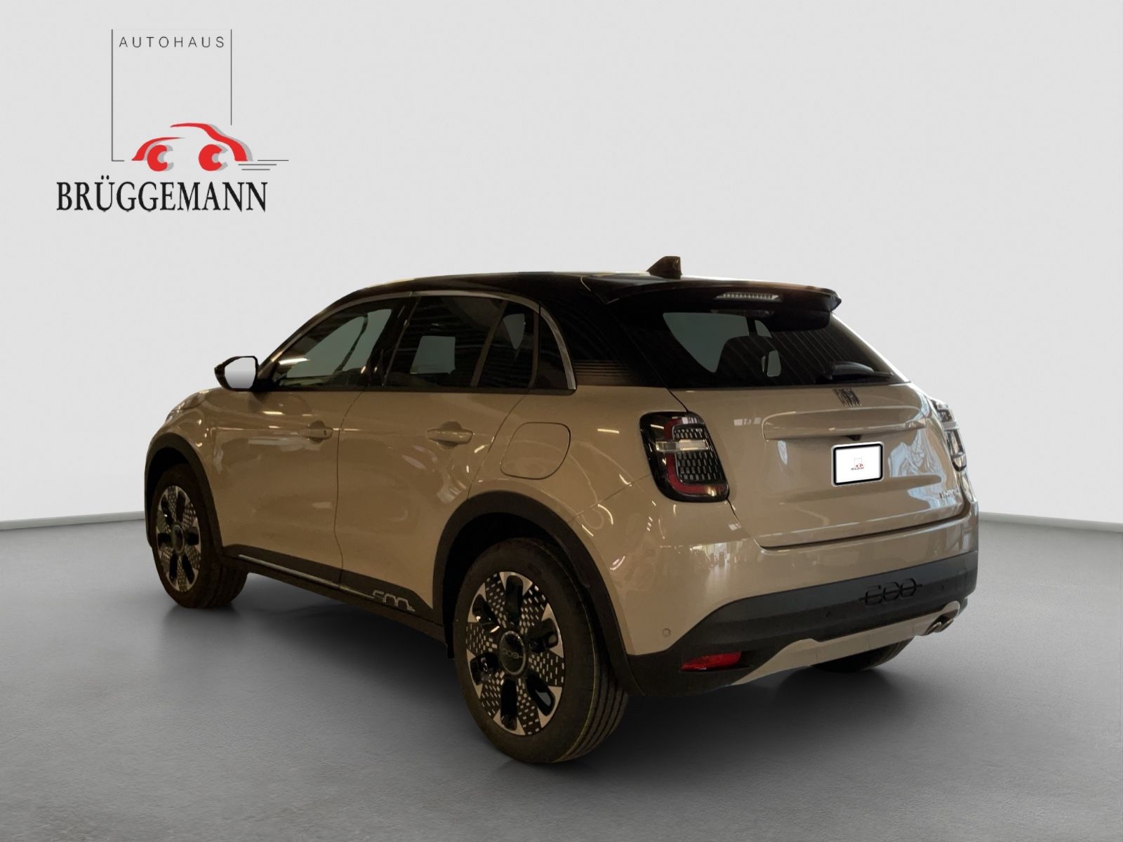 Fahrzeugabbildung Fiat 600 Hybrid LA PRIMA