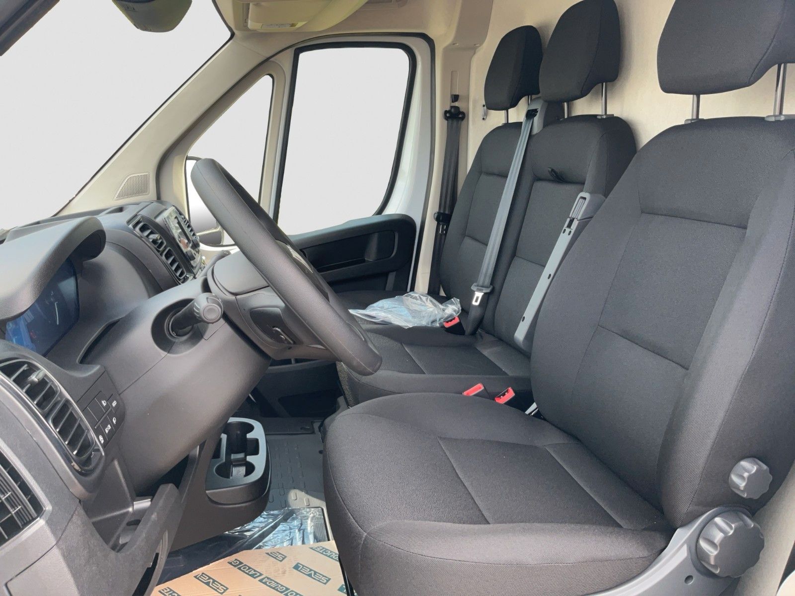 Fahrzeugabbildung Fiat Ducato L4H2 140MJ Kamera Klima