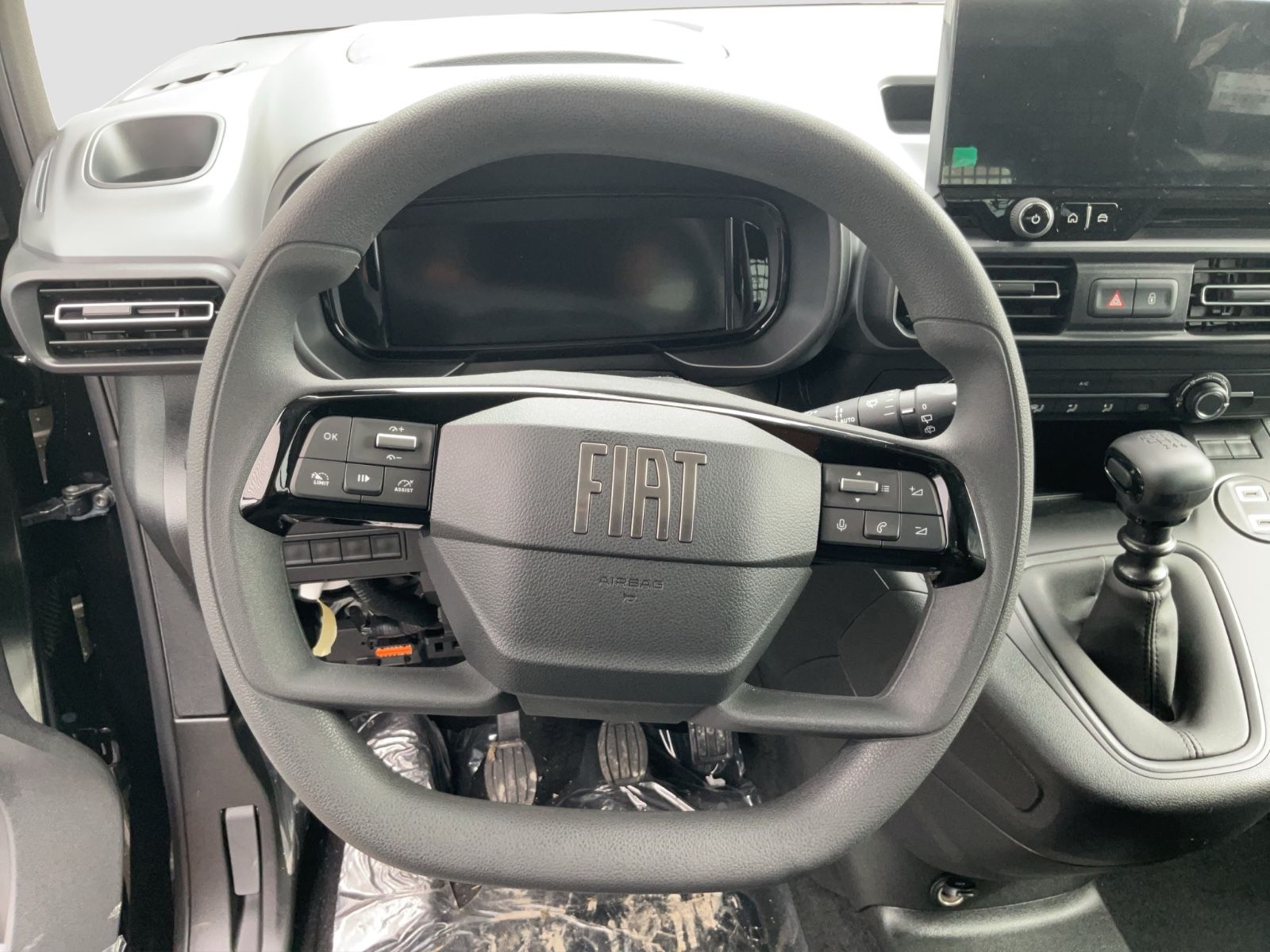 Fahrzeugabbildung Fiat Kombi L1 1.5 BlueHDi