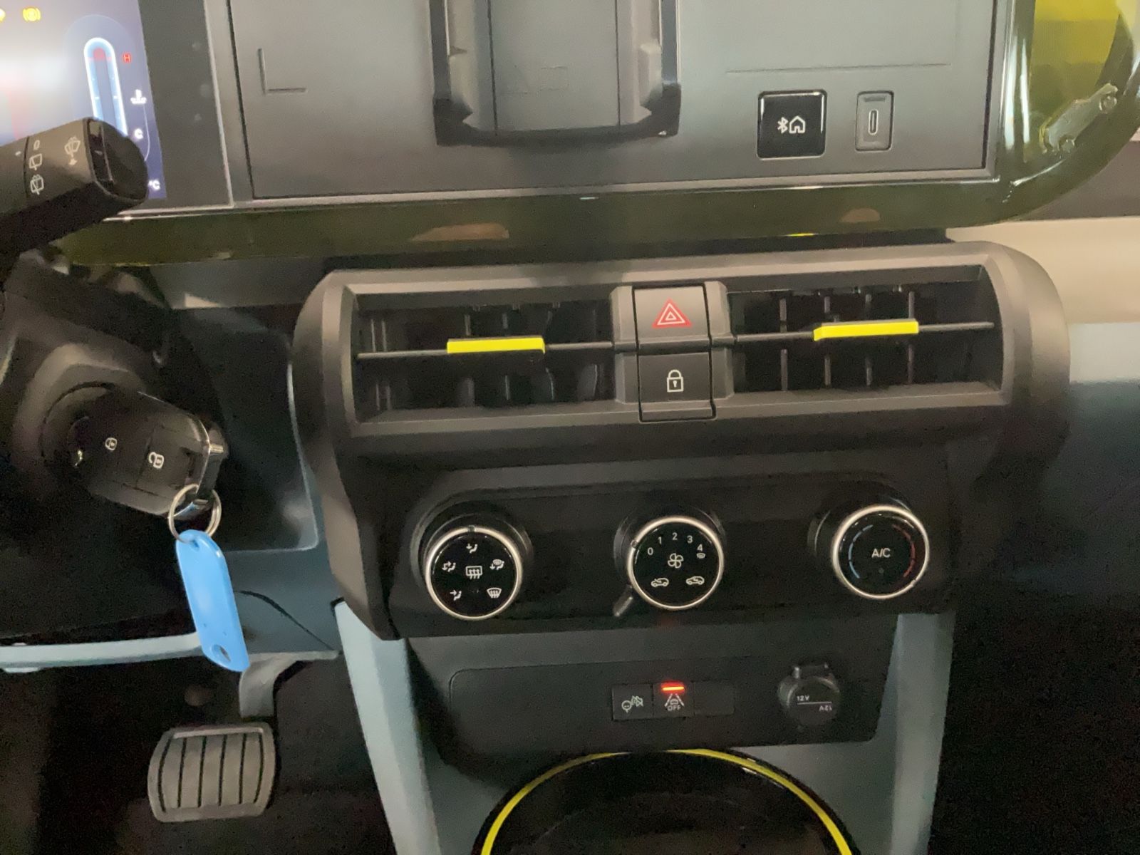Fahrzeugabbildung Fiat Grande Panda 1.2 Hybrid eDCT Pop