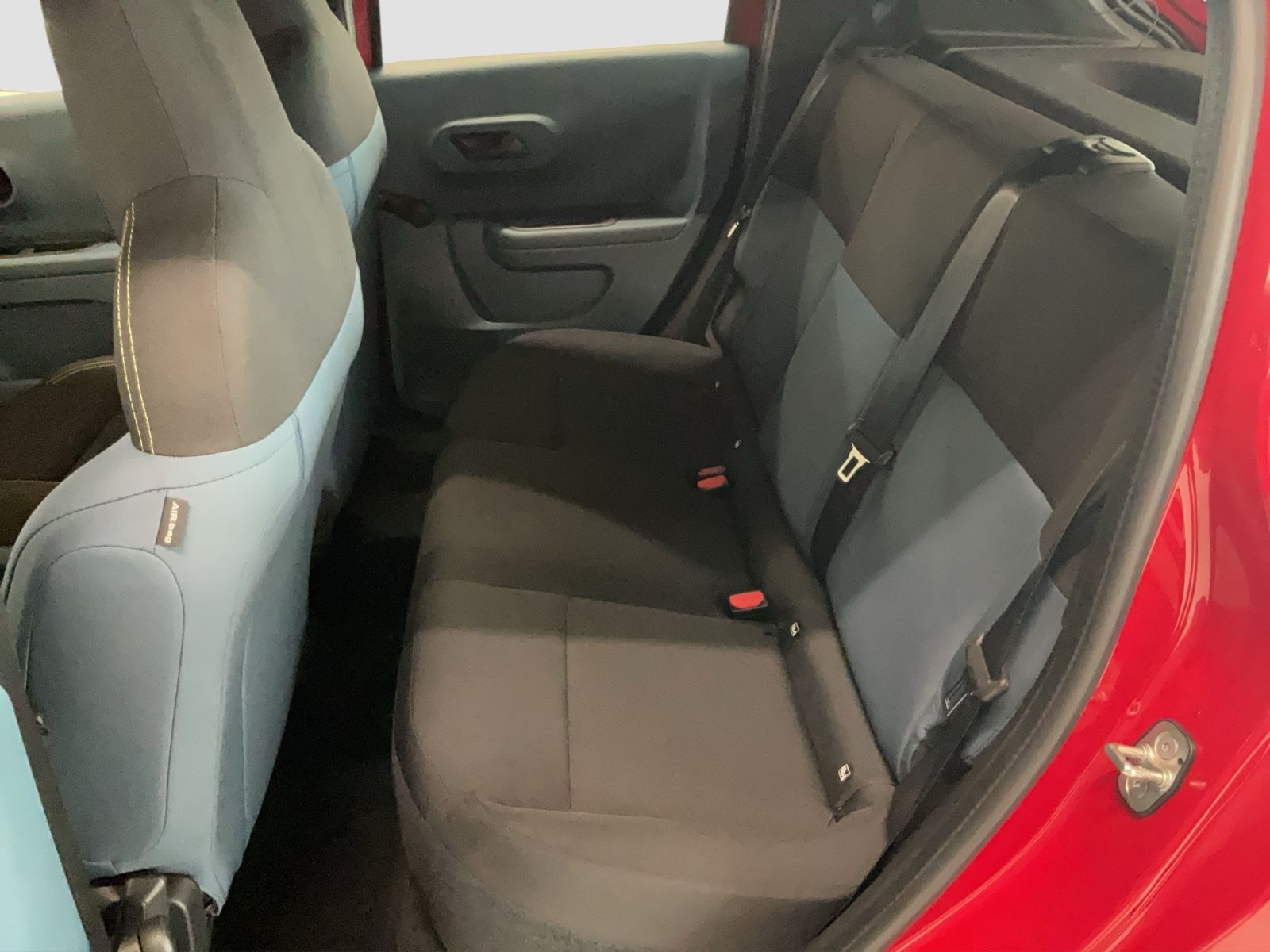 Fahrzeugabbildung Fiat Grande Panda 1.2 Hybrid eDCT Pop