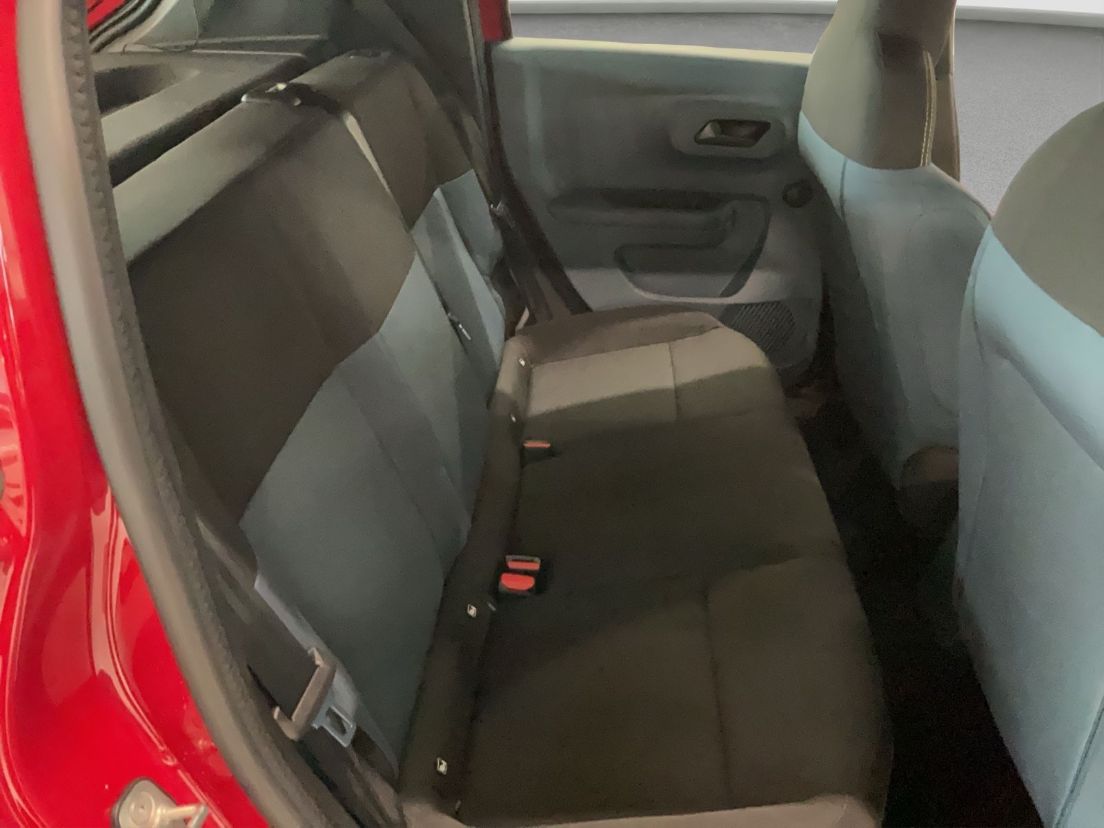 Fahrzeugabbildung Fiat Grande Panda 1.2 Hybrid eDCT Pop