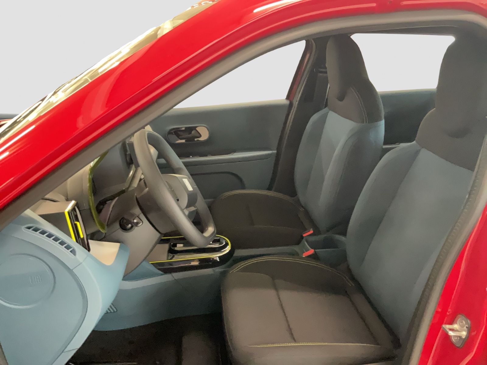 Fahrzeugabbildung Fiat Grande Panda 1.2 Hybrid eDCT Pop