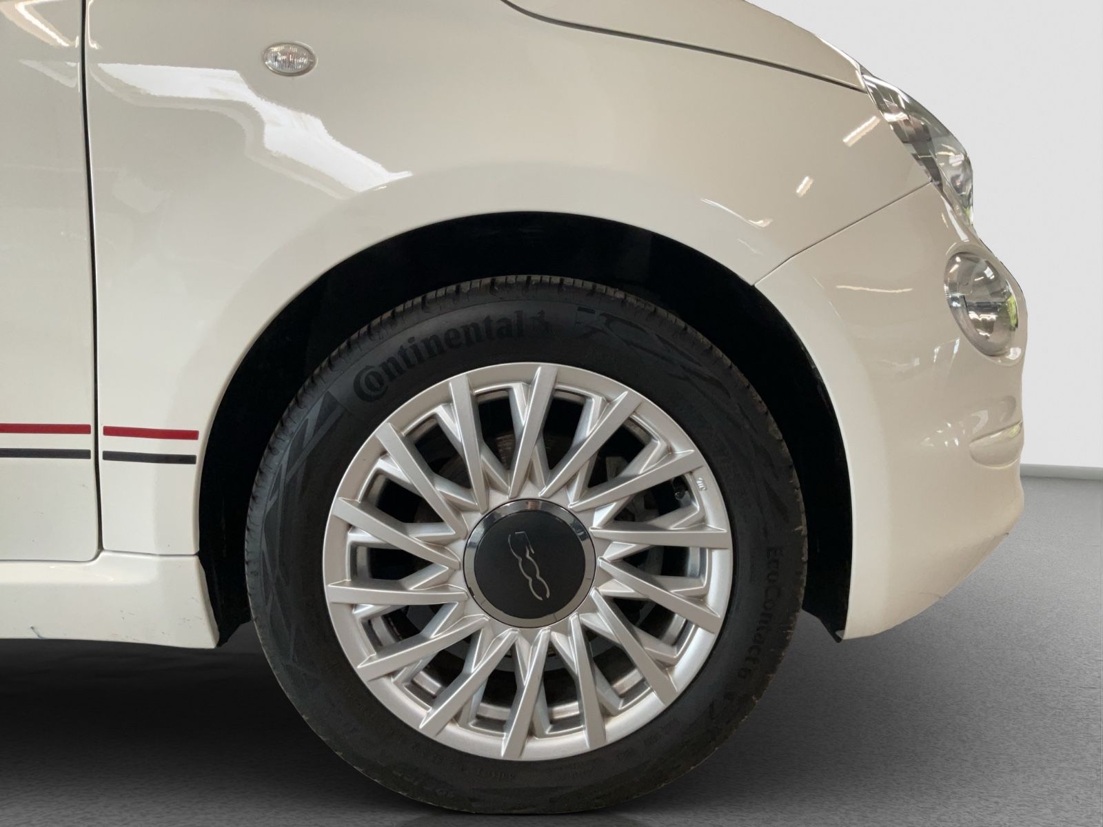 Fahrzeugabbildung Fiat 500 1.0 Hybrid Alufelgen, PDC