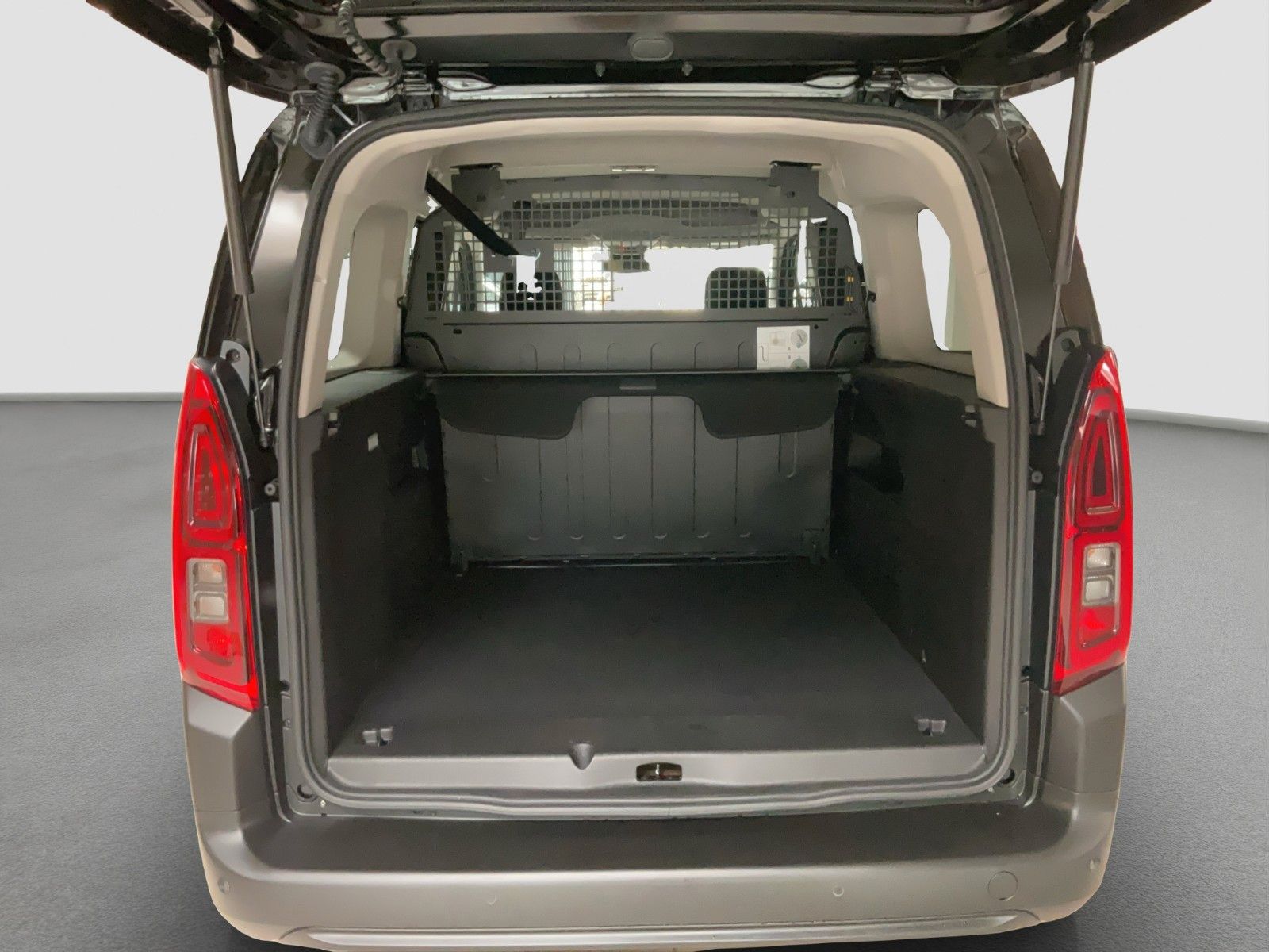Fahrzeugabbildung Fiat Doblo XL Kombi L2 96 kW AT8