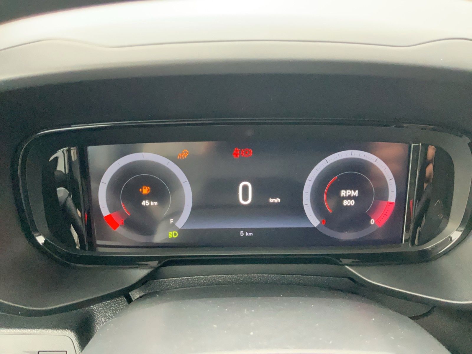 Fahrzeugabbildung Fiat Doblo M Kombi L1 Navi Kamera