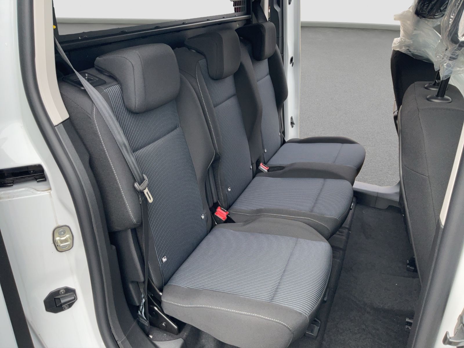 Fahrzeugabbildung Fiat Doblo Kombi L2 75kW MT6