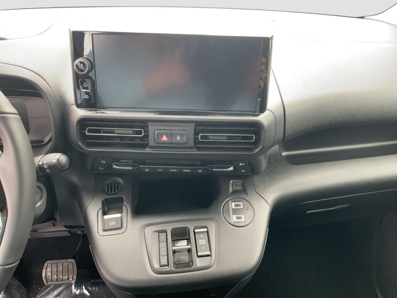 Fahrzeugabbildung Fiat Doblo Kombi L1 1 96kW AT8