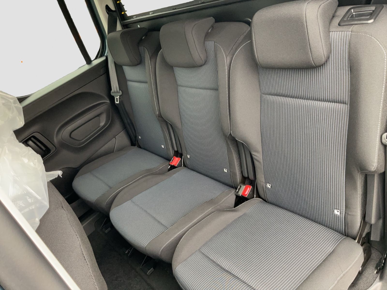 Fahrzeugabbildung Fiat Doblo Kombi L1 1 96kW AT8
