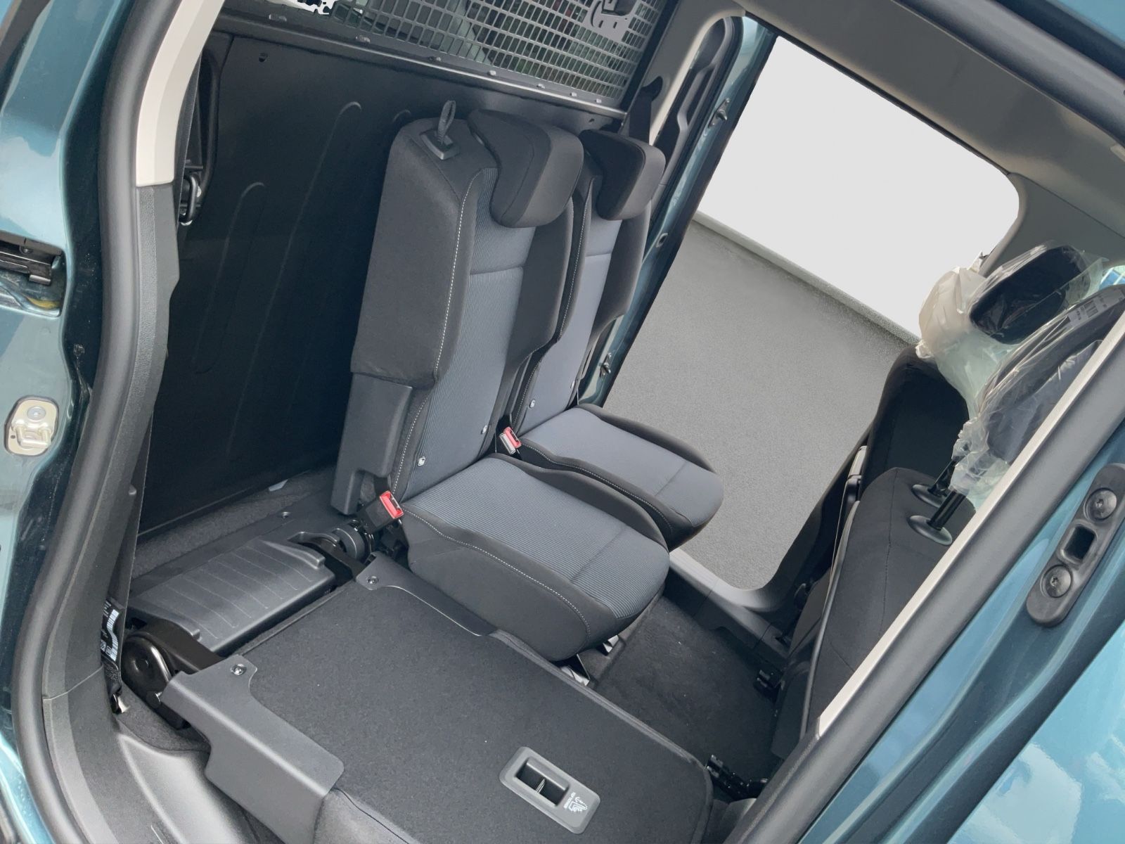 Fahrzeugabbildung Fiat Doblo Kombi L1 1 96kW AT8