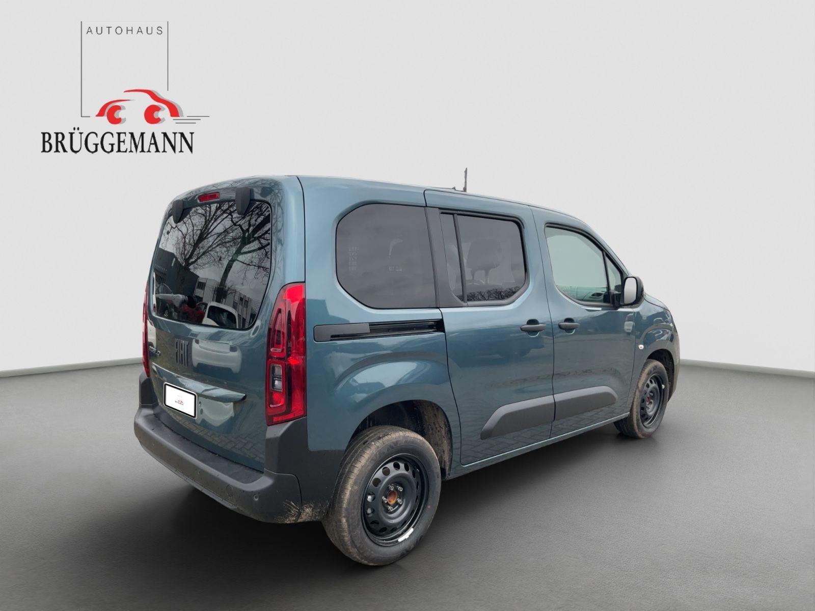 Fahrzeugabbildung Fiat Doblo Kombi L1 1 96kW AT8