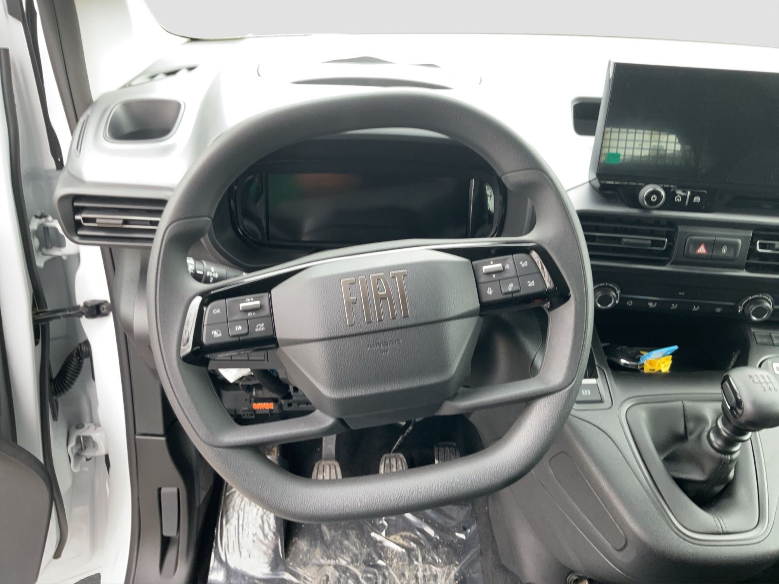 Fahrzeugabbildung Fiat Doblo Kombi L1 1.5 Diesel 75 kW