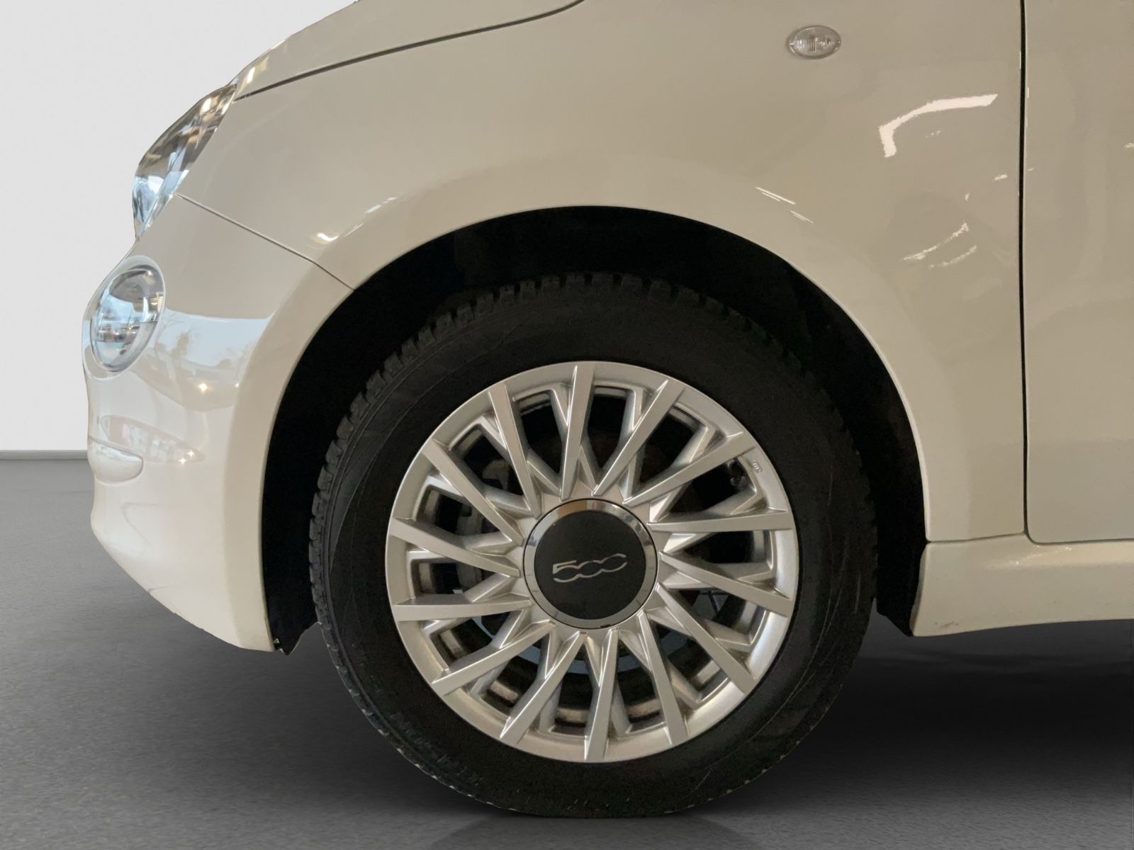 Fahrzeugabbildung Fiat 500 1.0 Hybrid Alufelgen, PDC