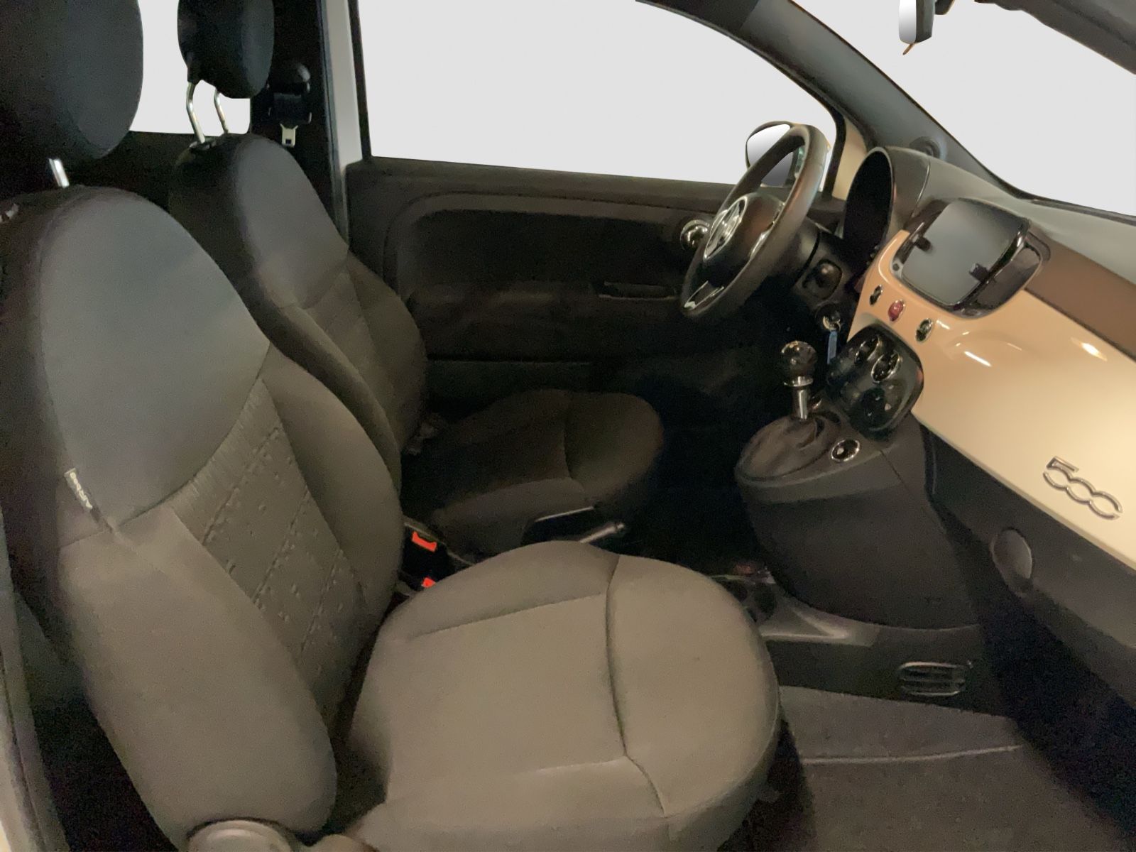 Fahrzeugabbildung Fiat 500 1.0 Hybrid Alufelgen, PDC